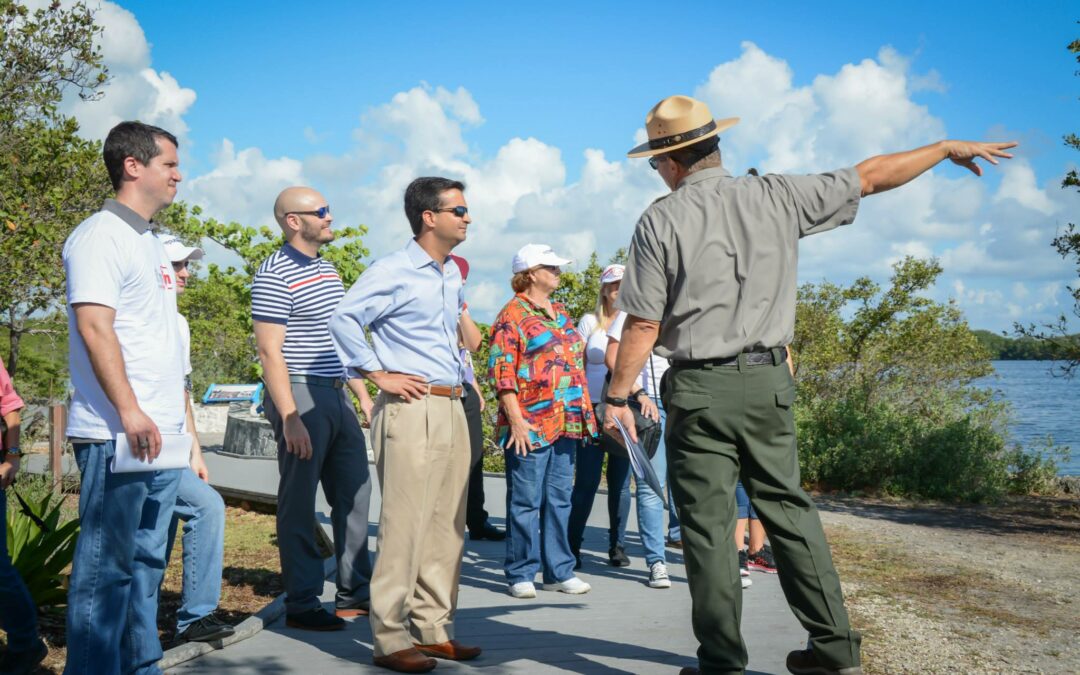 In Biscayne National Park, U.S. Rep. Carlos Curbelo tells republicEns conservative ideas can win on climate